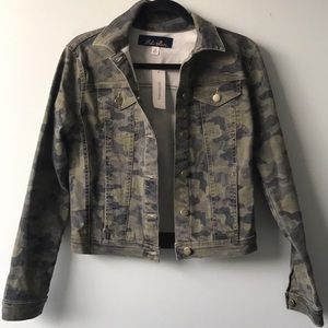 Brand new with tags army jacket from Francesca's.